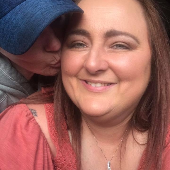 Meet your Posher, Monica - Picture 1 of 1